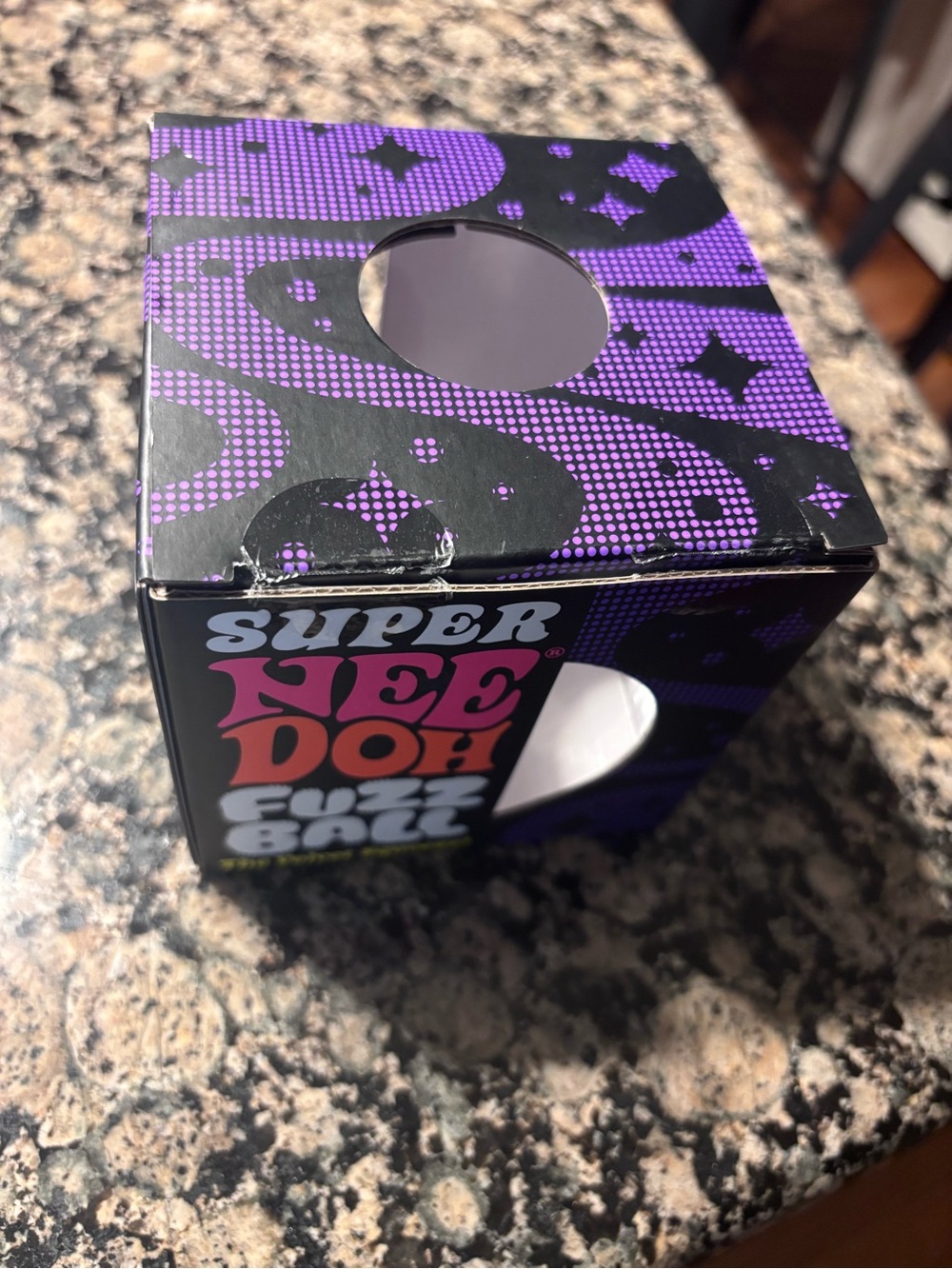 Fuzz Ball Box - Picture 5 of 6